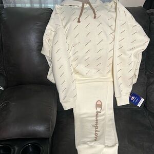 NWT Ladies Champion sweatsuit